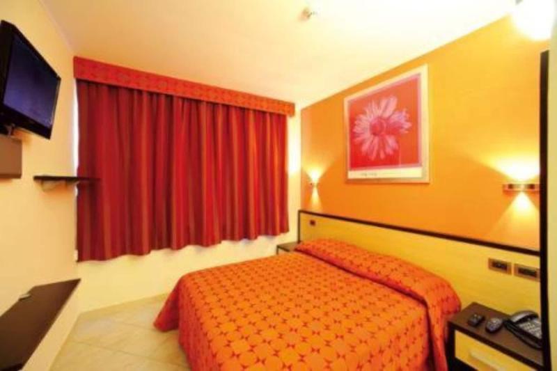 Hotel Cristina Rocca San Giovanni Zewnętrze zdjęcie