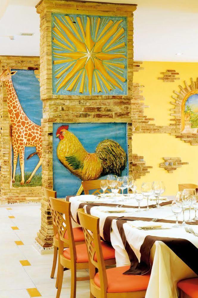 Hotel Cristina Rocca San Giovanni Zewnętrze zdjęcie